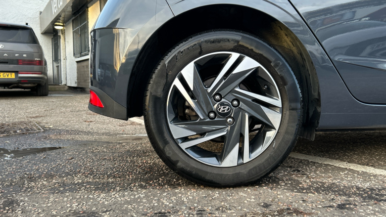 Hyundai i20 1.0T GDi 48V MHD SE Connect 5dr Petrol Hatchback